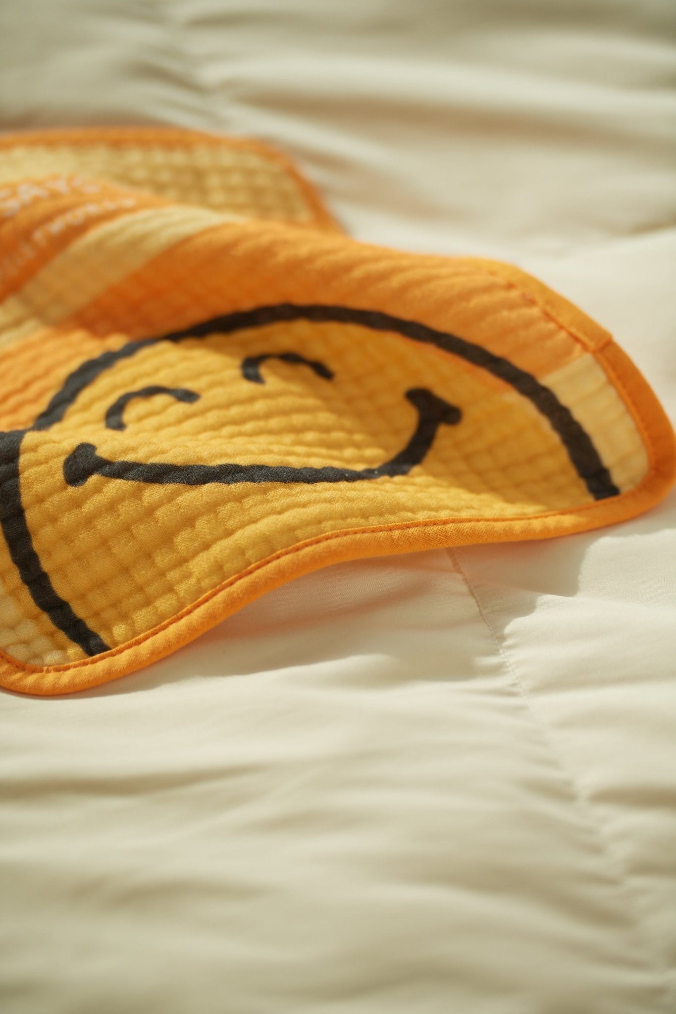 SmileyWorld Baby 6 - Layer Burp Cloth 4 - Pack - SmileyWorld
