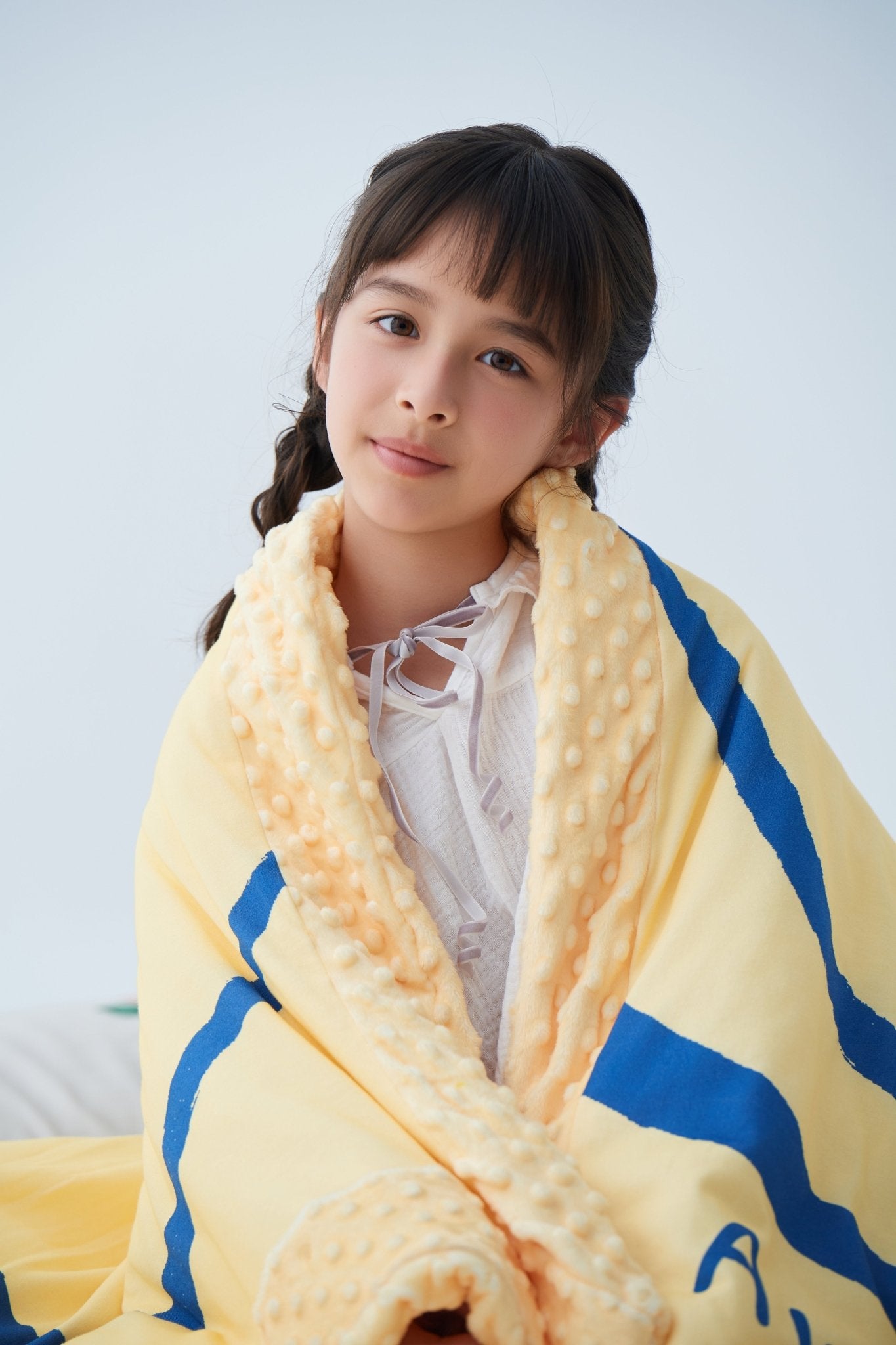 SmileyWorld Kids 3D Raised Dot Velvet Blanket - SmileyWorld