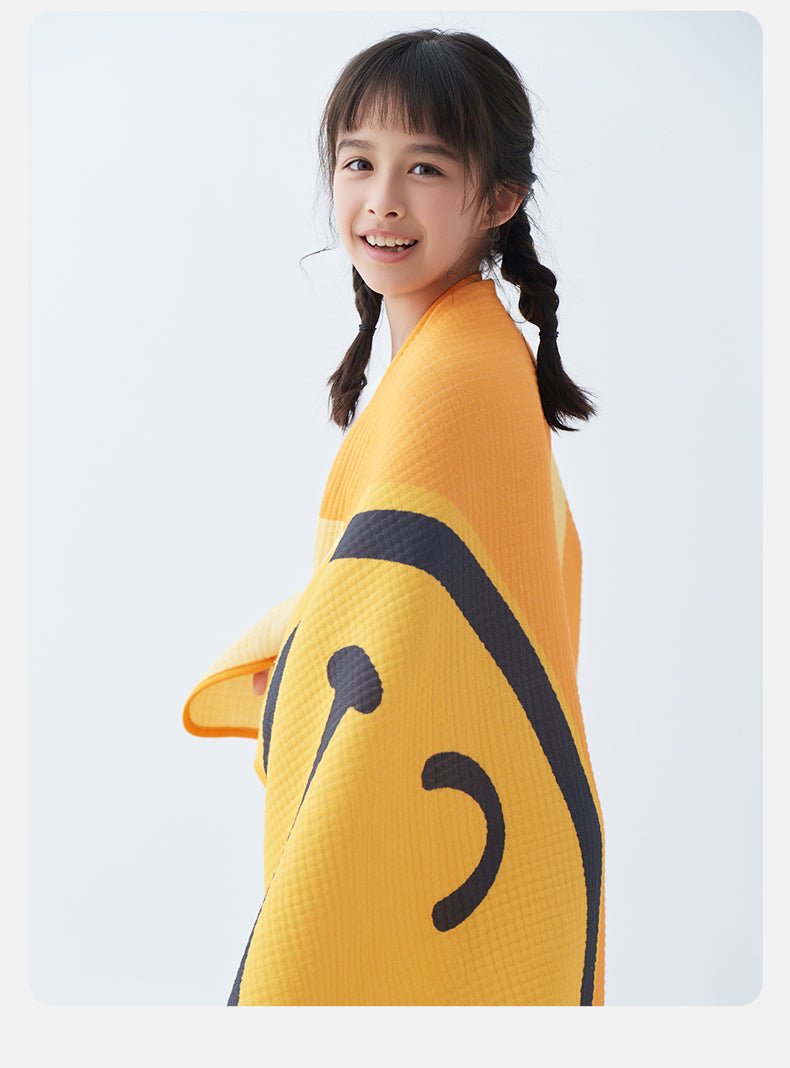 SmileyWorld Kids' 6 - layer cotton gauze bath towel - SmileyWorld